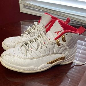 Jordan 12 Fiba size 8.5 used